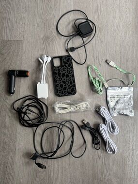 Electronics Cable & Chargers Lot